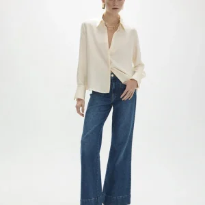 CAMISA MAITE COM GOLA E COSTAS PLISSADAS